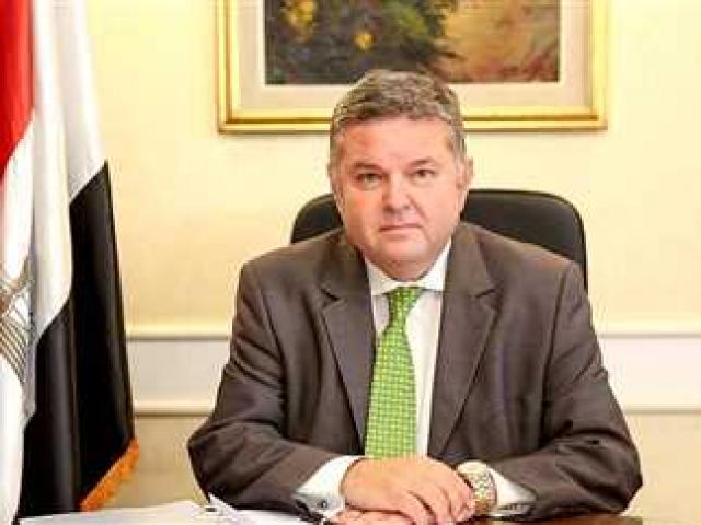 هشام توفيق وزير قطاع الاعمال