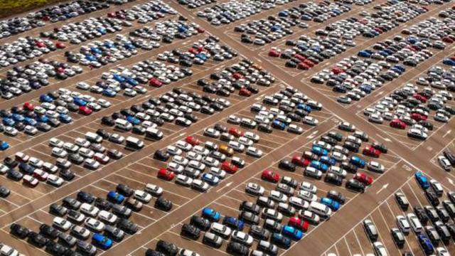 انخفاض مبيعات السيارات فى الاتحاد الأوروبى