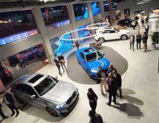 شركة جلوبال أوتو: افتتاح صالة عرض لسيارات B M W بالعبور
