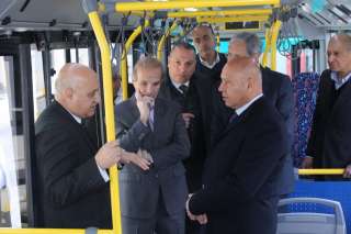 وزير النقل  بزيارة مصنع MCV لتفقد النموذج الأولي لأوتوبيسات BRT