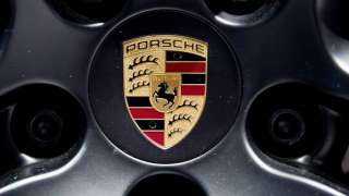Porsche تزيح الستار عن سيارتها الفاخرة الجديدة.