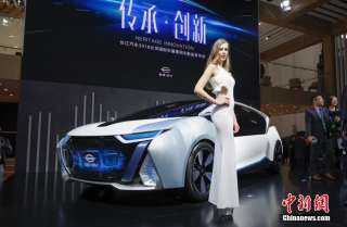 شركات صناعة السيارات الألمانية ”جاهزة للمنافسة” في معرض بكين للسيارات
