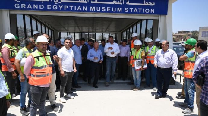 تشغيل تجريبي للركاب على الأتوبيس الترددي BRT