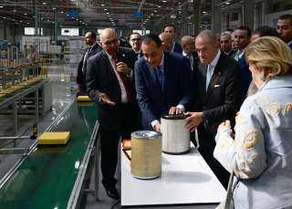 رئيس الوزراء يفتتح مصنع ”المنصور لتصنيع فلاتر المركبات والفلاتر الصناعية”