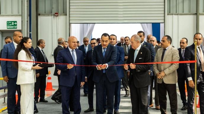 بحضور رئيس مجلس الوزراء  افتتاح مصنع المنصور لتصنيع فلاتر المركبات والفلاتر الصناعية