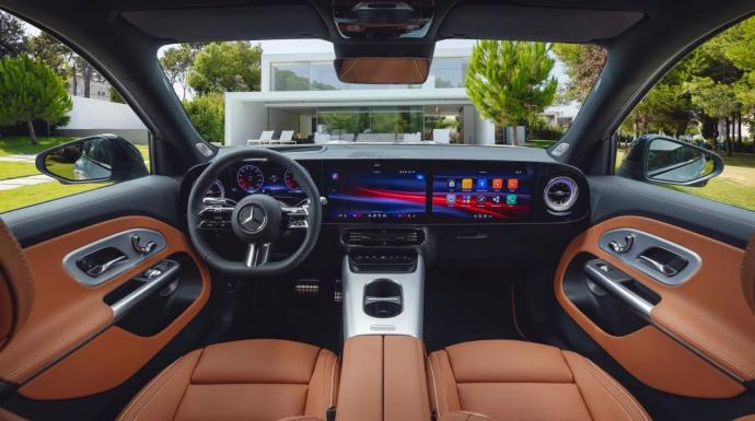 مرسيدس بنز تستعد للكشف عن الجيل الجديد من سيارتها جي.إل.بي الشهر المقبل