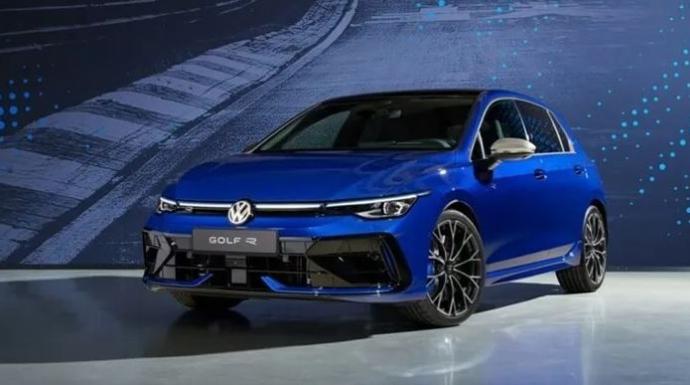 فولكس فاجن وريفيان تبدآن اختبارات الشتاء لهيكل سيارة جديدة