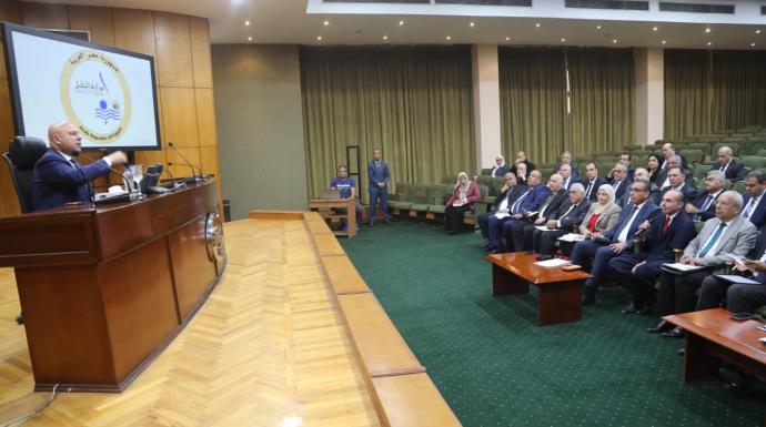 الوزير :عقب لقاء قيادات 23 شركة مصنعه للاتوبيسات والمركبات	نعمل على توطين صناعة السيارات من خلال الاستدامة وتوطين صناعة المكونات