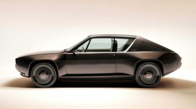 رينو تطرح مجموعة متنوعة من نماذجها الاختبارية القديمة للبيع