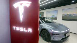 مبيعات تسلا تتراجع بنسبة 6ر15 % %في الربع الأخير من عام 2025