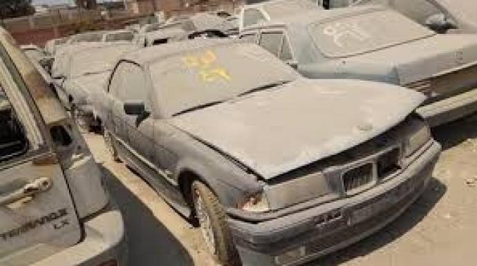 بورشه ومرسيدس وBMW بأسعار تنافسية في مزاد جمارك مطار القاهرة