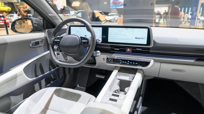 مسؤول استخباراتي ألماني يحذر من مخاطر التجسس عبر السيارات الكهربائية الصينية