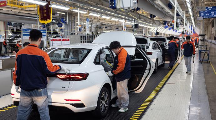 أوتوموتيف سيلز تلغي مصنعين لبطاريات السيارات في إيطاليا وألمانيا