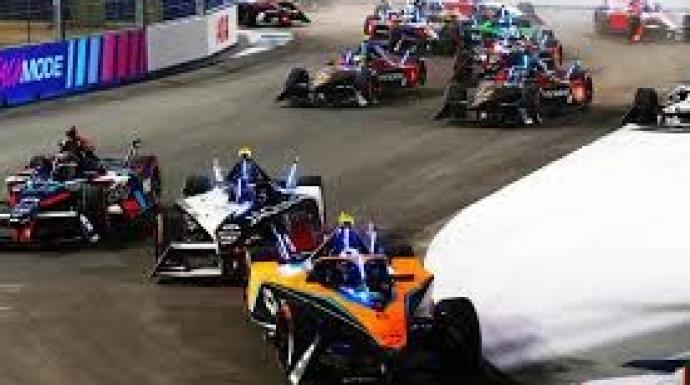 من الدرعية إلى جدة.. السعودية تواصل كتابة تاريخ رياضة المحركات الكهربائية باستضافة فورمولا إي 2026