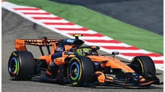 جورج راسل يتصدر تجارب فورمولا- 1 المسائية في البحرين