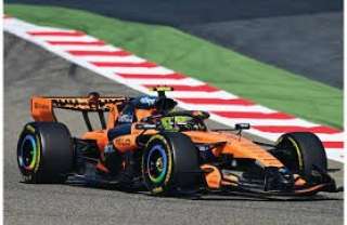 جورج راسل يتصدر تجارب فورمولا- 1 المسائية في البحرين