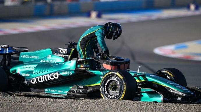 سائقو ”أستون مارتن” يخشون ”ضررا عصبيا دائما” مع عدم جاهزية السيارات