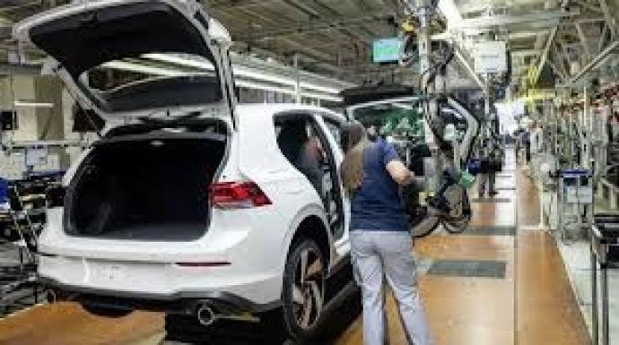 فوز نقابة ”آي جي ميتال” بانتخابات مجلس العمال في ”فولكس فاجن”