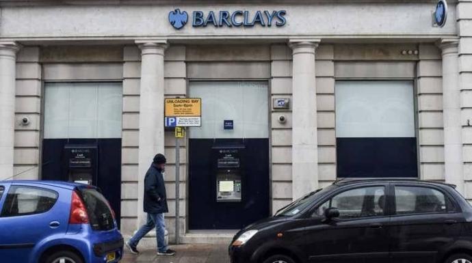 ”كلوز براذرز” البريطانية تعلن تسريح نحو ربع موظفيها لخفض التكاليف