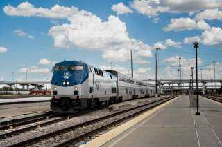 مسؤولو النقل في نيويورك يقاضون إدارة ترامب لاستئناف تمويل مشروع شبكة قطارات الأنفاق