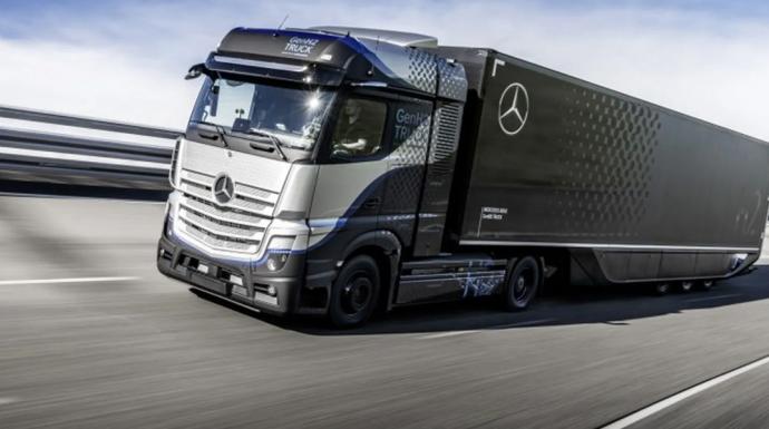 ”دايملر تراك” الألمانية للمركبات التجارية تنقل جزءا من إنتاج شاحناتها إلى التشيك