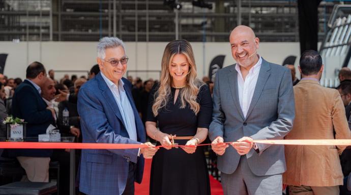 ستار ناشيونال (SNA) تحدد معيارًا جديدًا للصناعة وتفتح عصرًا جديدًا لإصلاح الهيكل والدهان مع مركز ”SNA Body amp; Paint”