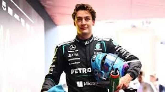 السائق البريطاني راسل : سأتفهم لو رحل فيرستابن عن سباقات فورمولا-1