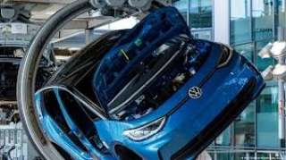 ”فولكس فاجن” تخطط لخفض طاقتها الإنتاجية عالميا بمقدار مليون سيارة