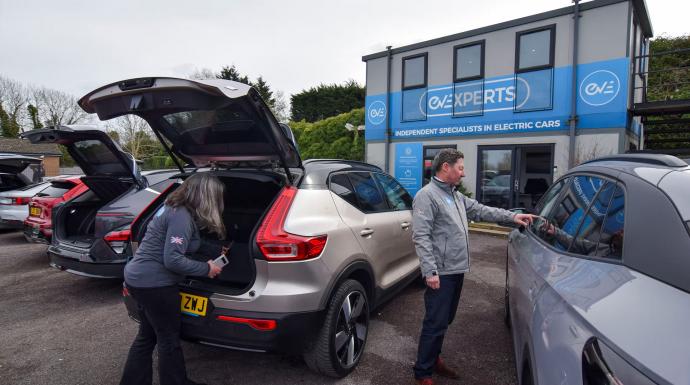 ارتفاع مبيعات السيارات في أوروبا بنسبة 5ر12% خلال مارس الماضي