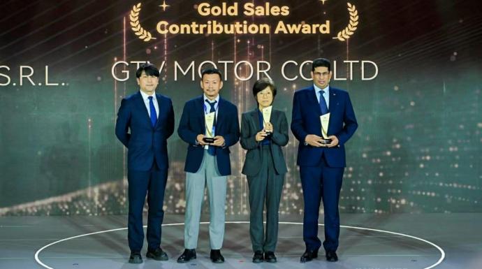 كايي موتورز إيجيبت تحصد الجائزة البلاتينية  لوكلاء كايي علي مستوي العالم