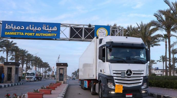 انتظام منظومة التشغيل بميناء دمياط خلال رابع أيام عيد الأضحى المبارك
