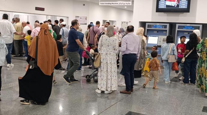 إقبال كبير على مونوريل شرق النيل في رابع أيام عيد الأضحى