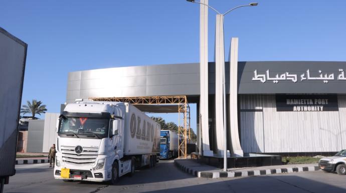 إستمرار خدمة الترانزيت الغير مباشر إلى دول الخليج عبر خط “الرورو” بميناء دمياط