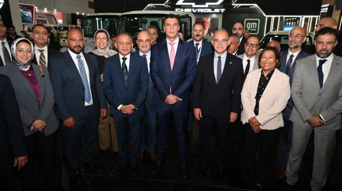 وزير الصناعه معرض الاهرام منصة مهمة لدعم جهود الدولة في توطين صناعة السيارات وزيادة المكون المحلي