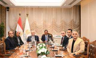 أبرزها فورمولا1 وميلي ميليا.. نادي السيارات يبحث مع وزير الشباب مستقبل رياضات المحركات في مصر
