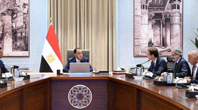 رئيس الوزراء يبحث مع «جونفاري» الإسبانية فرص الاستثمار في السيارات والطاقة المتجددة