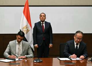 استثمارات بـ2 مليار دولار.. «لينج لونج» الصينية تنشئ مجمعًا لإنتاج إطارات السيارات في مصر
