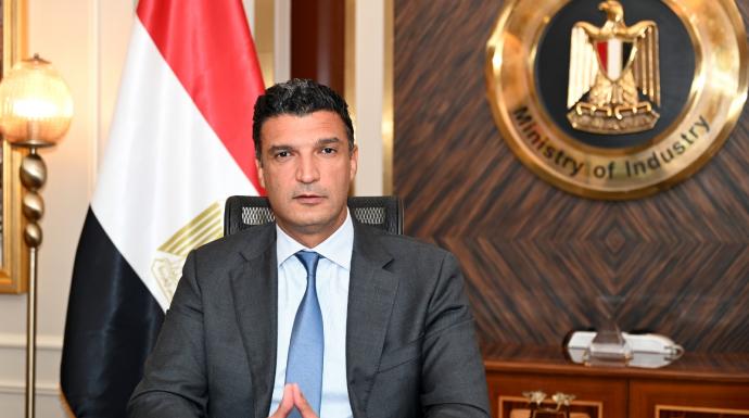 الصناعة تدعو المصانع المتعثرة للاستفادة من خدمات صندوق إعادة هيكلة المصانع المتعثرة