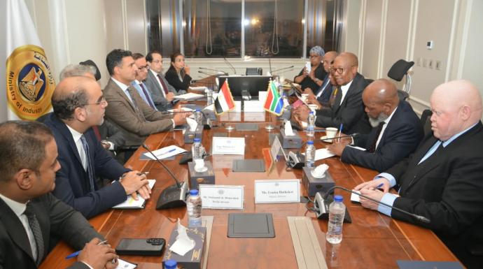 الصناعة:نستهدف جذب شركات صناعة السيارات والصناعات المغذية للتصنيع في مصر والتصدير للأسواق الخارجية