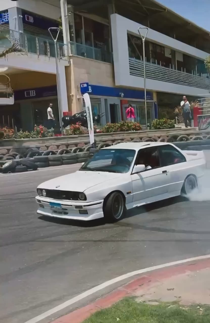 aedc0eaeb999.jpg